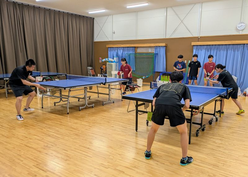 20251224 卓球部ミニクリスマス会 (6)